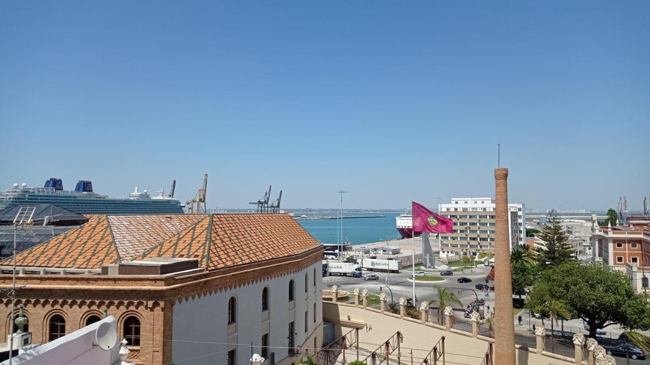 Apartamentos Plaza Santo Domingo Cádiz Exterior foto